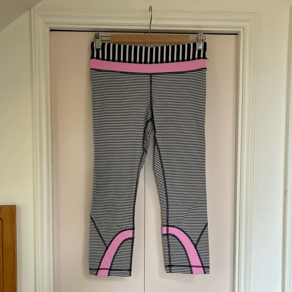 lululemon seawheeze run inspire crop - size 6 - Picture 1 of 2